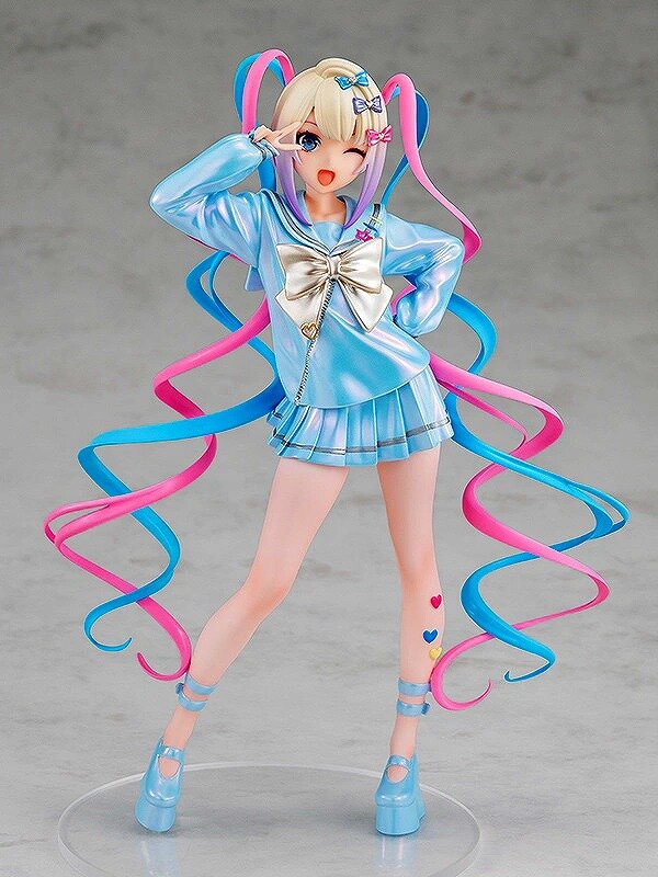 NEEDY GIRL OVERDOSE』1周年を記念して、「超てんちゃん」の等身大