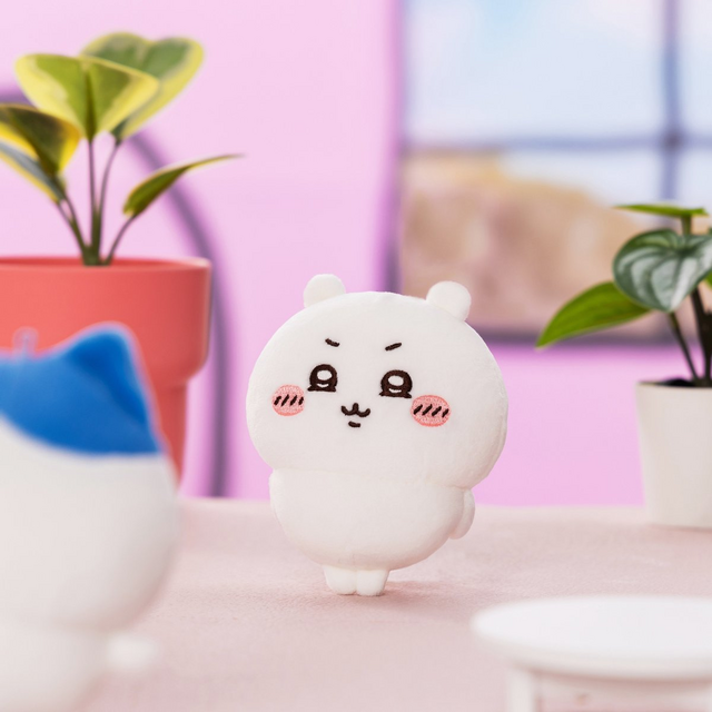 うさぎ、“オタ活”に目覚める！？「ちいかわ」推しを応援したりできる