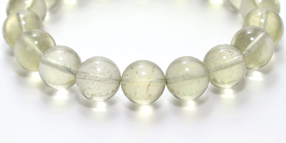 高品質+]天然リビアングラスブレスレット（約11mm玉） - 埼玉県吉川市