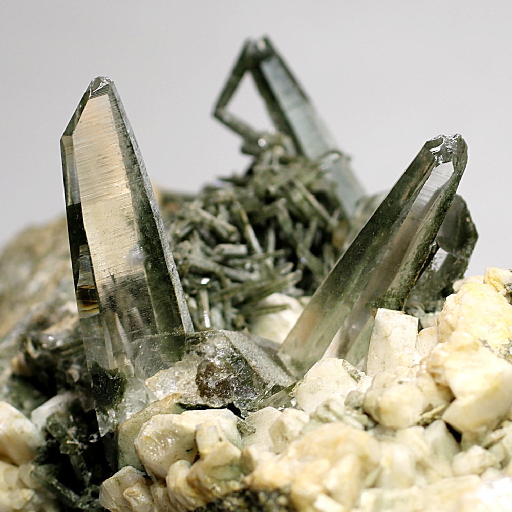 特別価格/ガネッシュヒマール産]ヒマラヤ水晶クラスター/大型原石（約