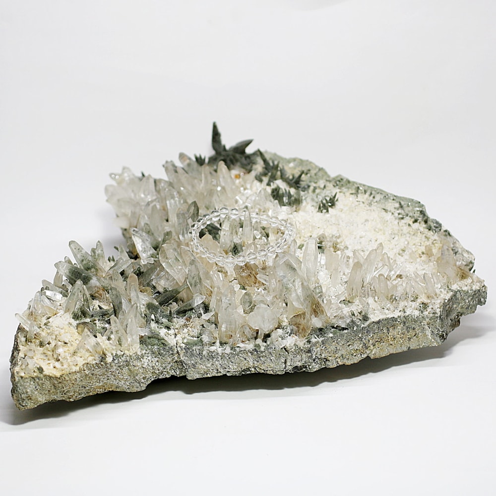 特別価格/ガネッシュヒマール産]ヒマラヤ水晶クラスター/大型原石（約