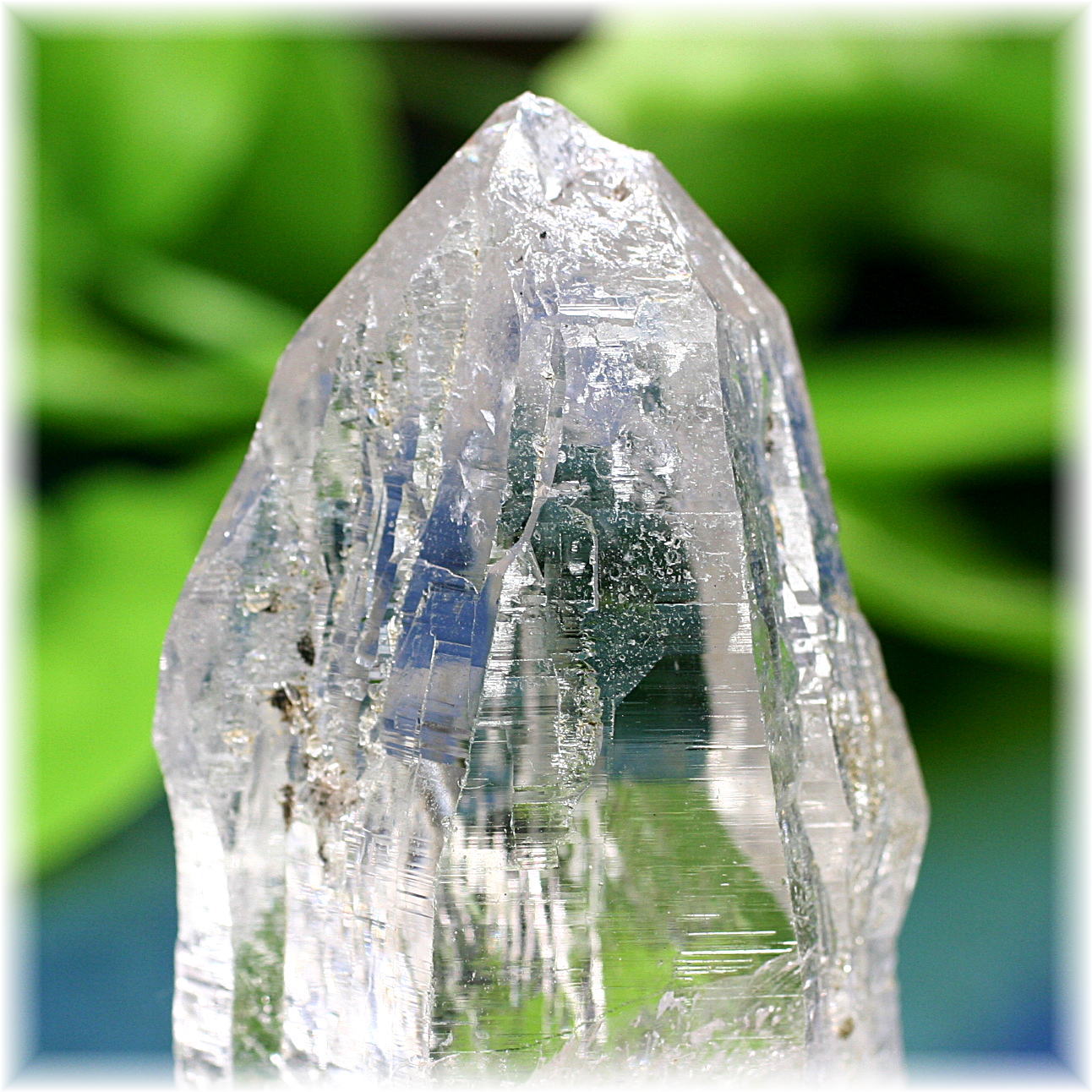 ガネッシュヒマール産]ヒマラヤ水晶原石ナチュラルポイント（セルフ