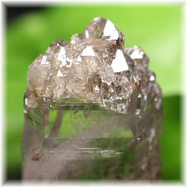 ガネッシュヒマール産]ヒマラヤ水晶原石ナチュラルポイント（セルフ