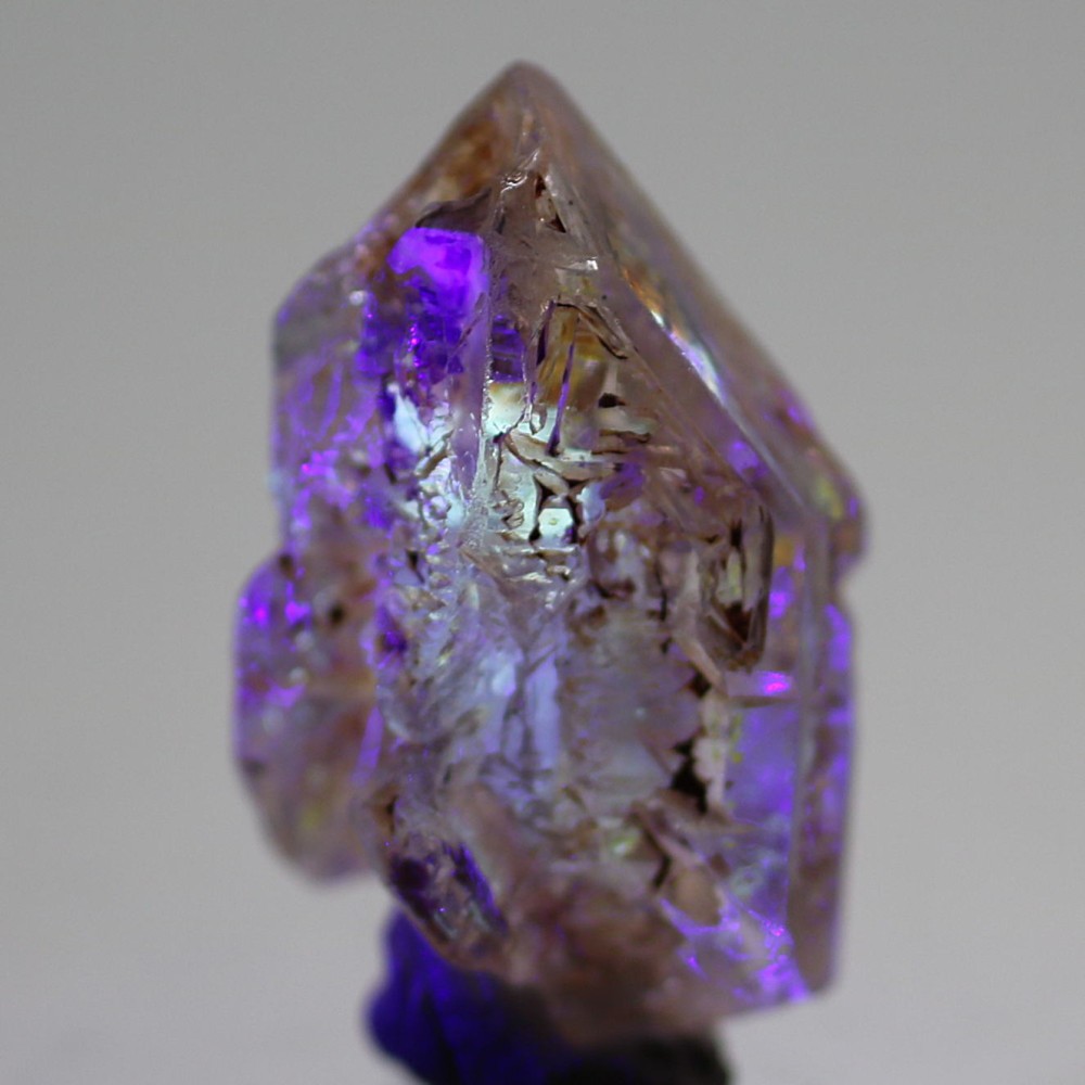 マダガスカル産]オイルインクォーツ（天然オイル入り水晶原石） - 埼玉