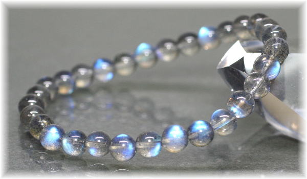 最高品質]マダガスカル産ラブラドライトブレスレット（約6mm玉