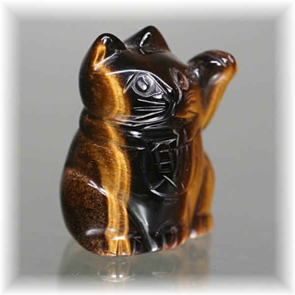 タイガーアイ招き猫彫刻品 - 埼玉県吉川市の天然石専門店・水晶