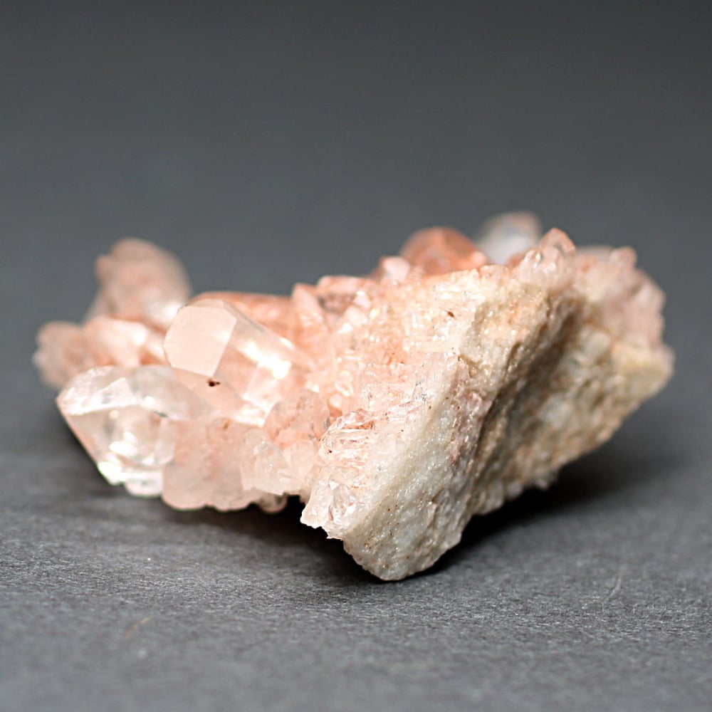 高品質]インド/マニカラン産ヒマラヤ水晶クラスター/原石小さめサイズ