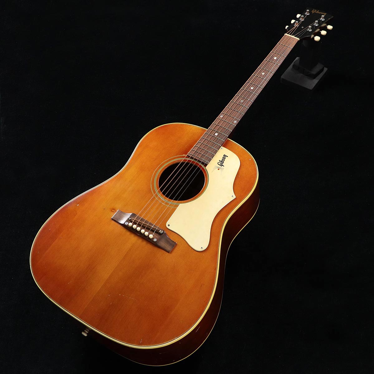 Gibson Vintage Acoustic Guitar】1968年製 J-45 Cherry Red!!これは