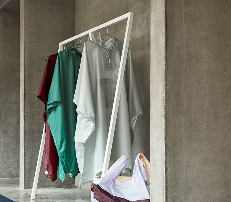 LOOP STAND WARDROBE - コートラック | 【公式】HAYオンラインストア