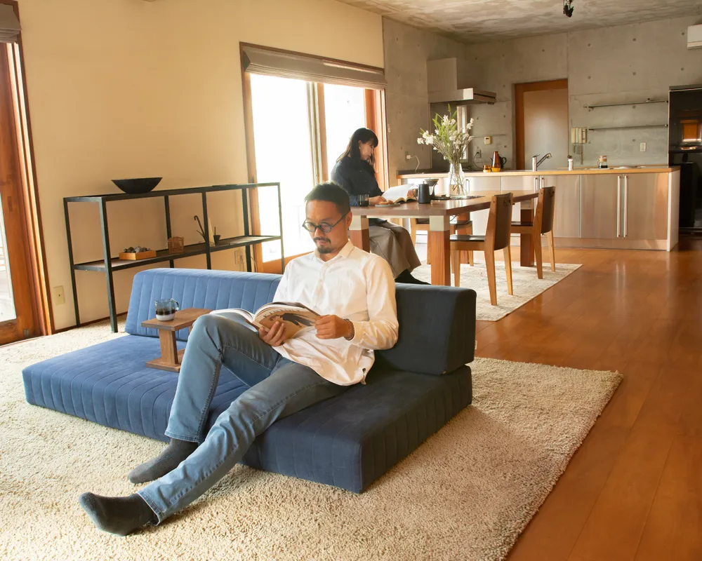 おしゃれで日本製の3人掛けローソファ｜【公式】国産ローソファ