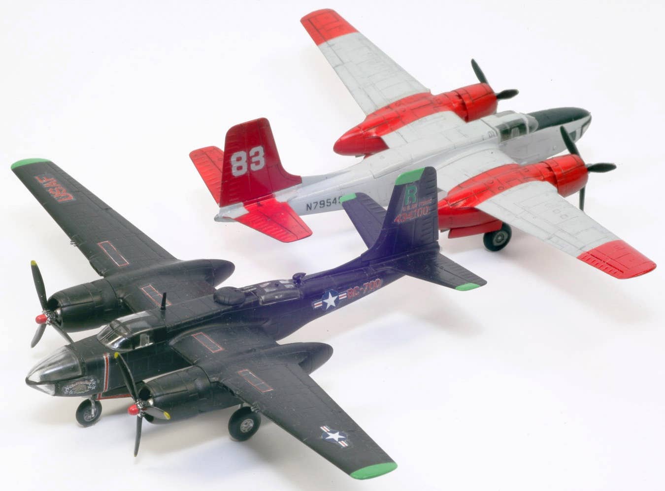Douglas A-26C Invader (2 pcs) | HLJ.com
