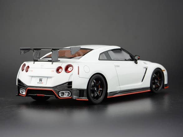 Nissan GT-R Nismo N Attack Package (White) | HLJ.com