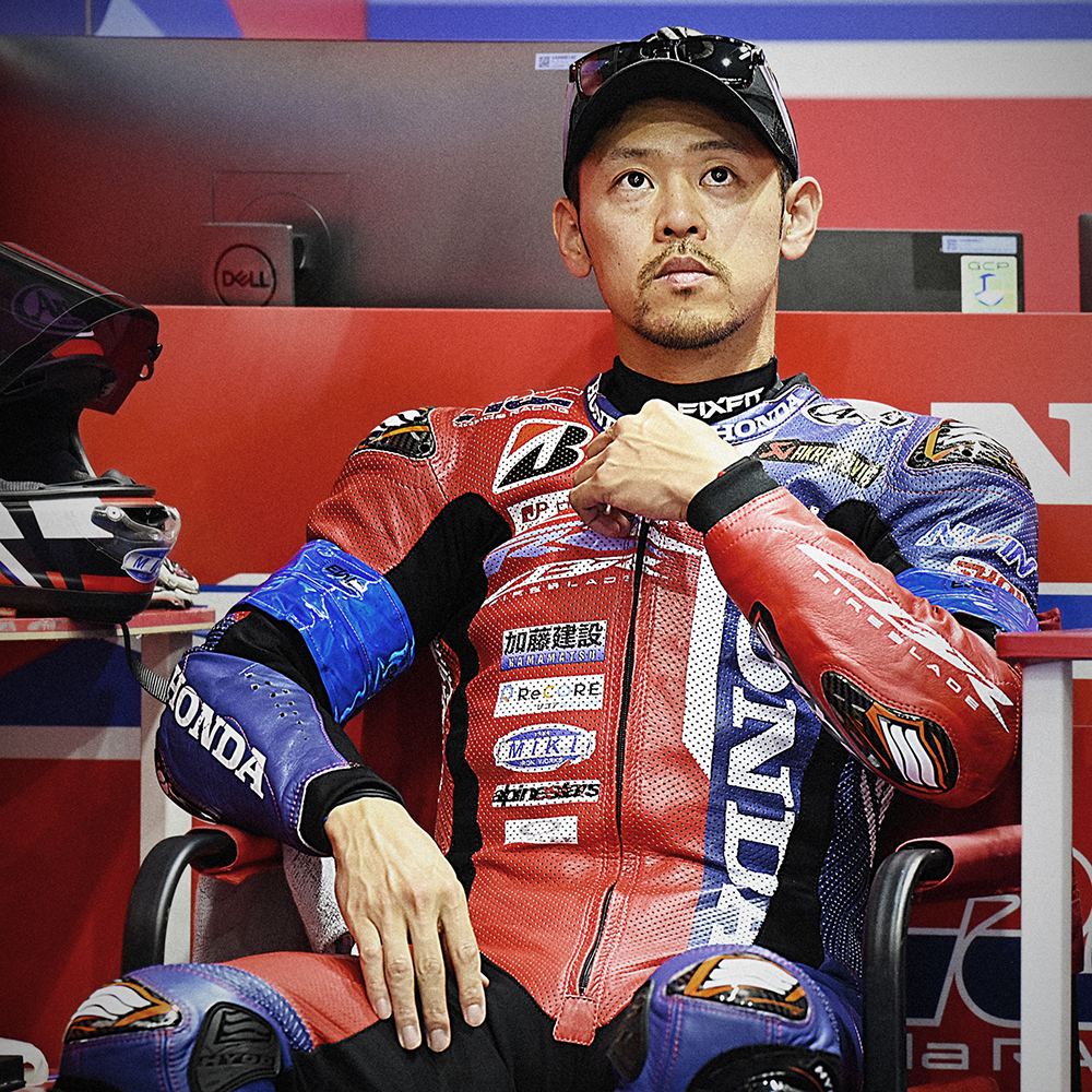 鈴鹿8耐、史上最多6回目の優勝を記念して直筆のサイン入りセレブ