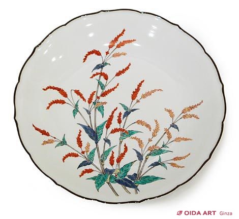 酒井田柿右衛門(14代) 濁手蓼文皿 | 絵画など美術品の販売と買取