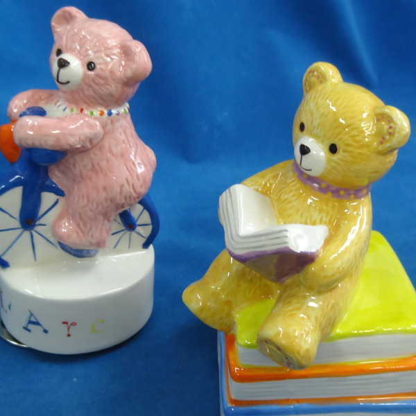 在庫処分の為70％オフ】陶器のテディベア 回転オルゴール 2種類 自転車