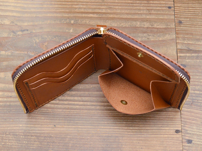 ラウンドファスナー二つ折り財布 | Organ＜オルガン＞