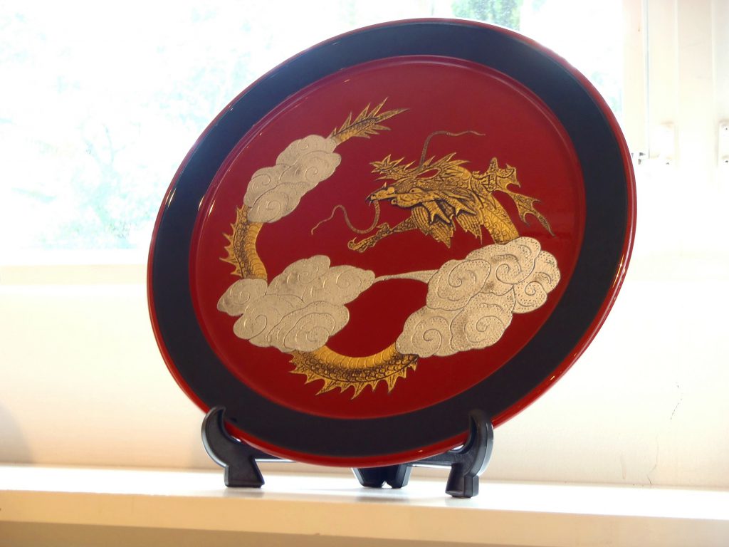 色彩豊かな沖縄の伝統工芸品「琉球漆器」その特徴や魅力を紹介