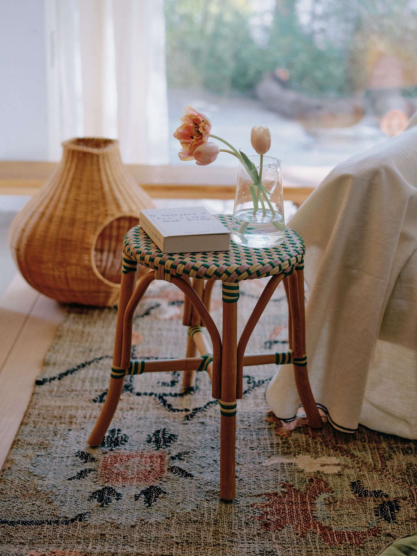 受注販売】オリジナル・ラタンビストロスツール｜家具｜オルネ ド