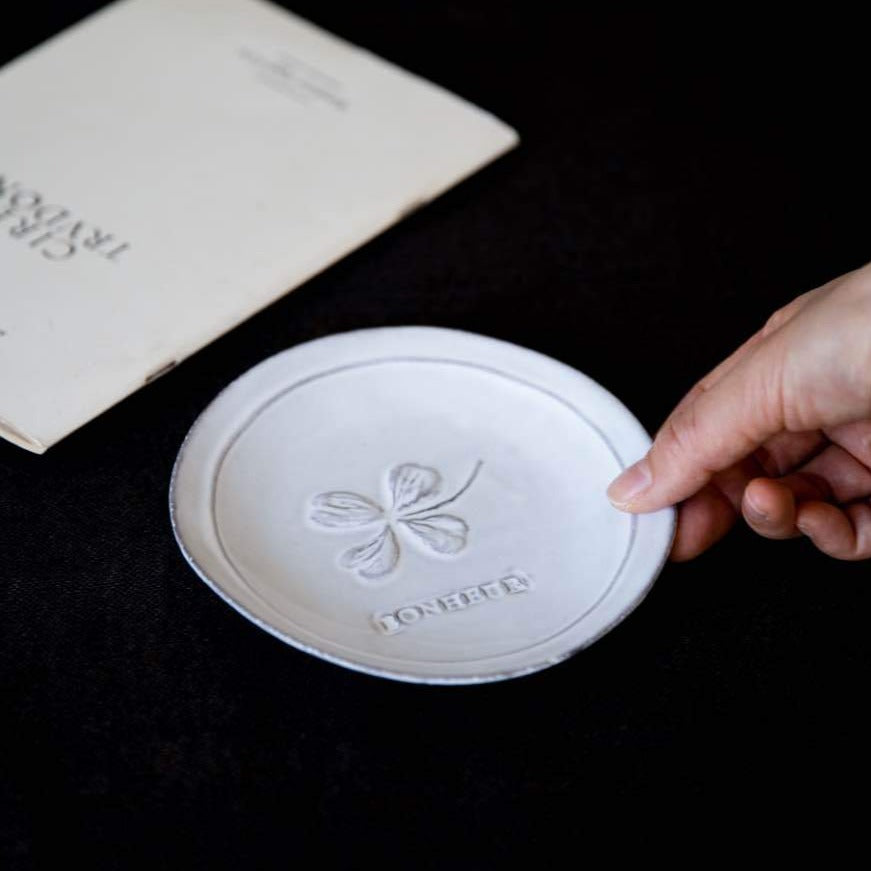 Astier de Villatte Fleurs／プレート｜皿・器｜オルネ ド フォイユ