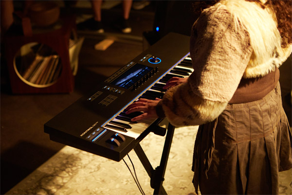 Native Instruments - KONTROL S61 MK3