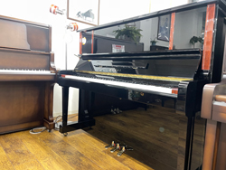YAMAHA ヤマハ U10BL 黒艶出し仕上（木目装飾付） 名古屋のピアノ専門