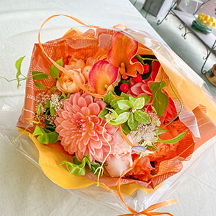 マエダ園芸 / 花束