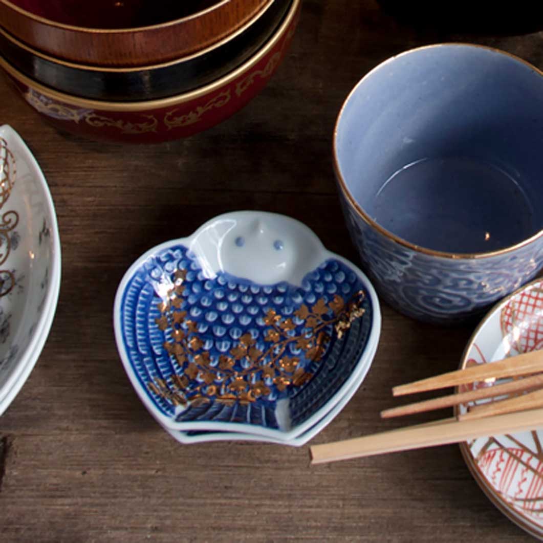 MAME 牡丹蝶文角皿(牡丹蝶文角皿)：キッチン & ダイニング