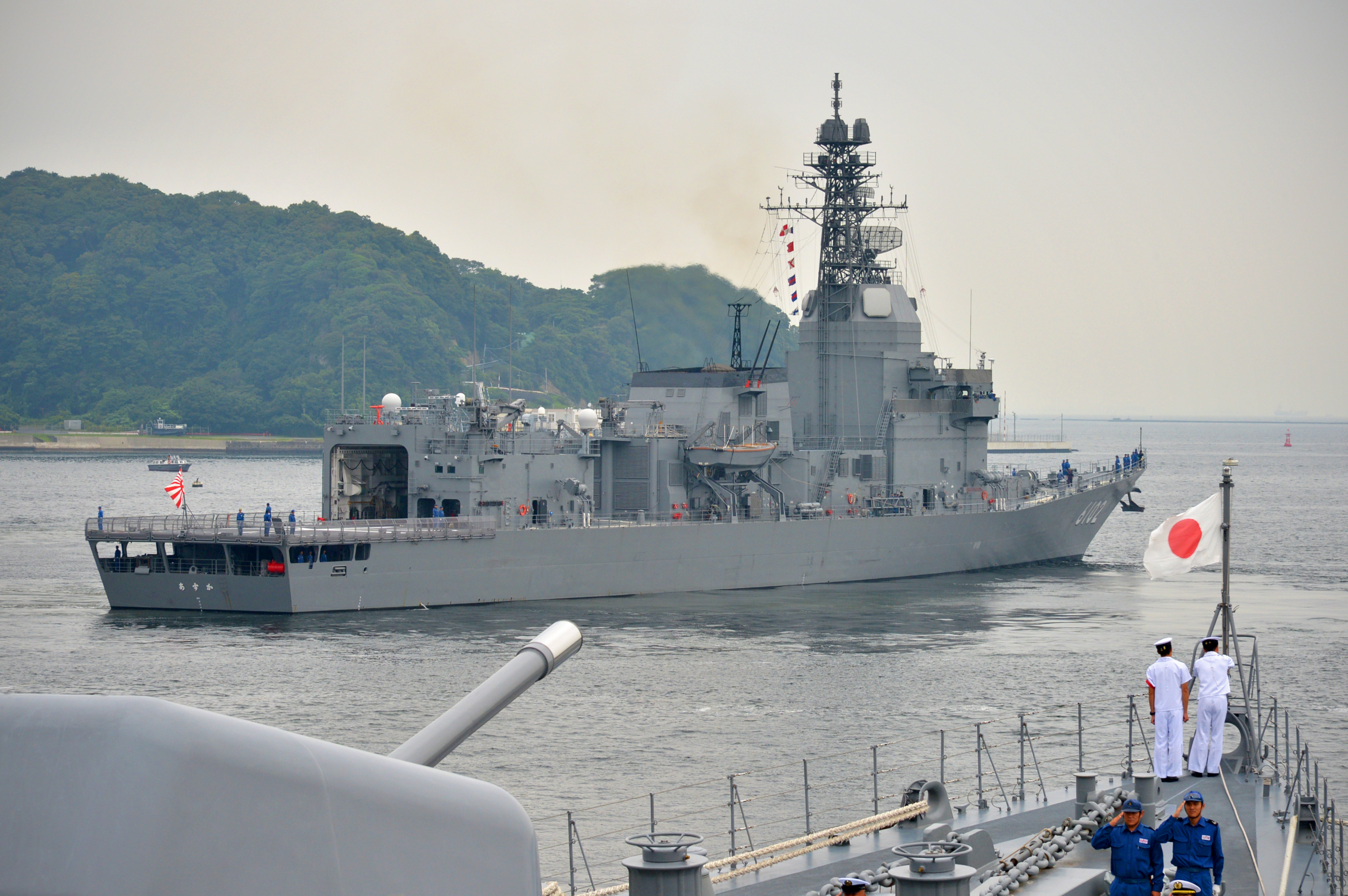 試験艦「あすか」型｜水上艦艇｜装備品｜海上自衛隊 〔JMSDF