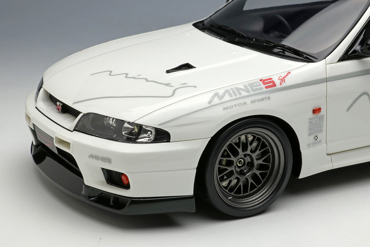 Make Up Co., Ltd / Eidolon 1:18 Nissan Skyline GT-R (BCNR33
