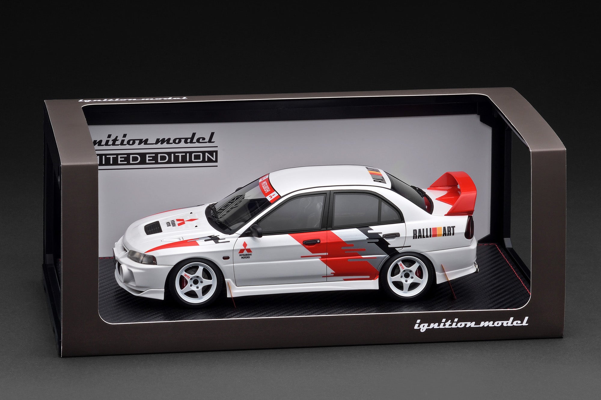 PREORDER* Ignition Model 1:18 Mitsubishi LANCER EVOLUTION Ⅳ (CN9A