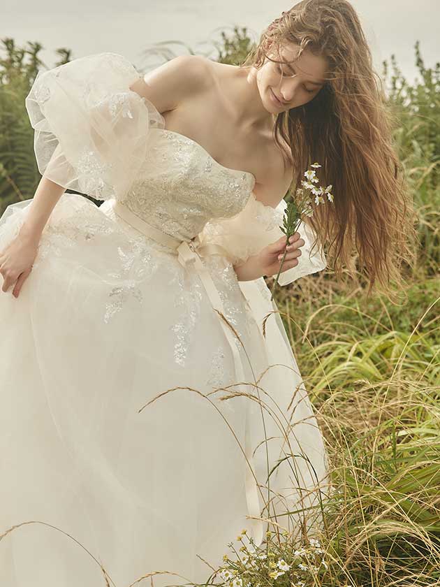 LIB0032 off white | ウエディングドレス『マリアローザ（MARIAROSA）』