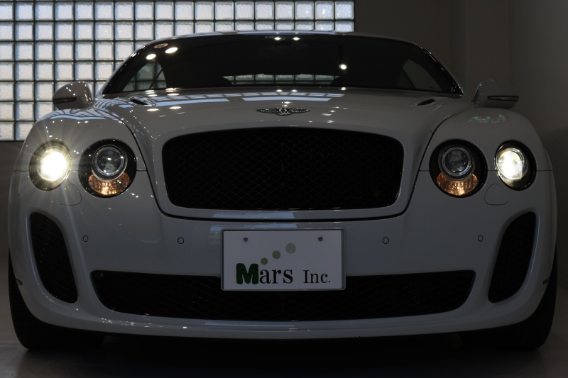 ベントレー コンチネンタル スーパースポーツ 正規D車 630馬力 新車