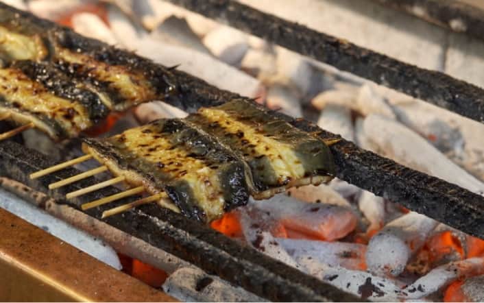 飲食店用の木炭紹介－備長炭・オガ炭・黒炭など｜炭専門商社 増田屋