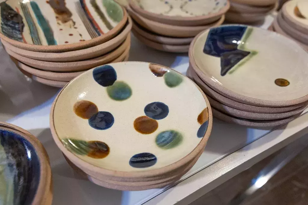 一翠窯（いっすいがま）｜やちむん角皿で食卓をより華やかに！世界に