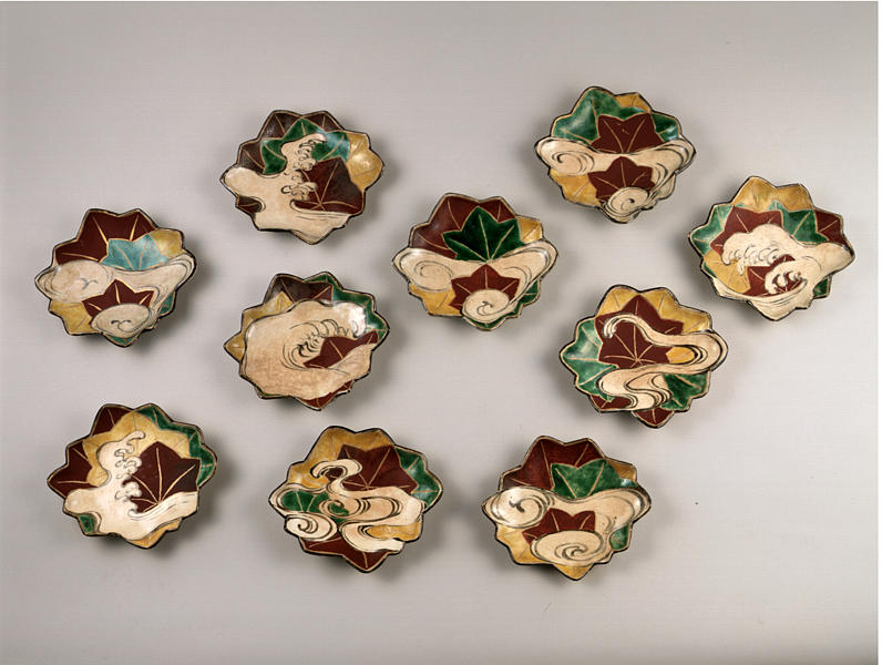 乾山色絵竜田川図向付 - MIHO MUSEUM