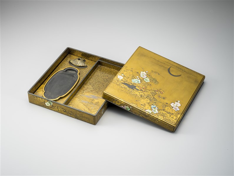 秋野蒔絵硯箱（五十嵐道甫作） - MIHO MUSEUM