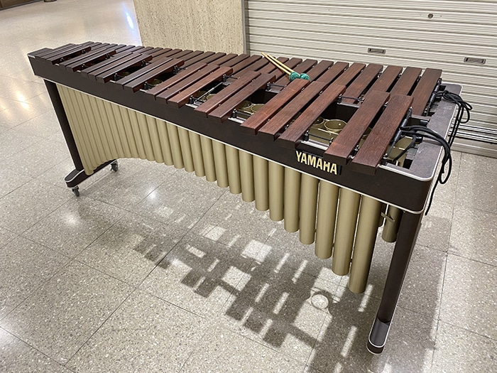 中古品】YM400C ヤマハ コンサートマリンバ（4クターブ）: ドラム