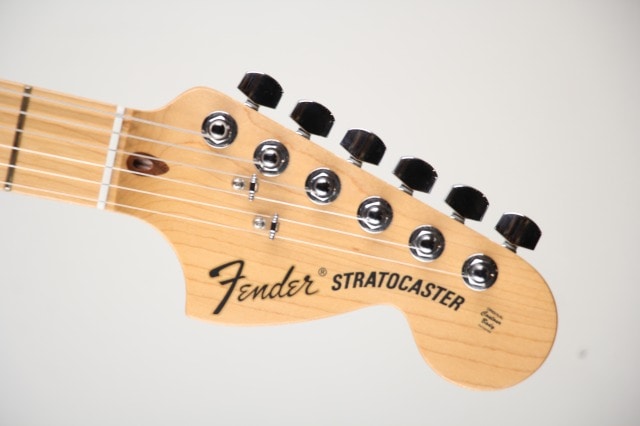 American Special Stratocaster Candy Apple Red 2013: エレキギター