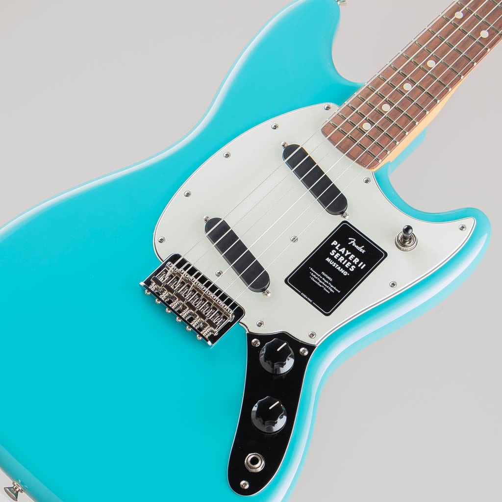 Player II Mustang / Aquatone Blue / R: エレキギター｜三木楽器公式