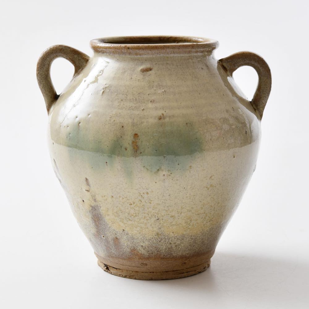 中国 雲南省 華寧 白釉双耳花瓶 ｜ みんげい おくむら （日本と世界の