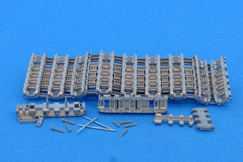 Master Club[MTL-35097]1/35 WWII独 ティーガーII用履帯 Gg24/800/300