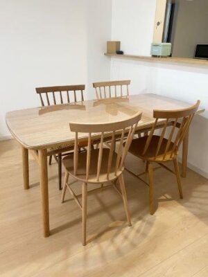 ウニコSOLKテーブルがもっと使いやすくなる 無垢テーブルのお手入れも