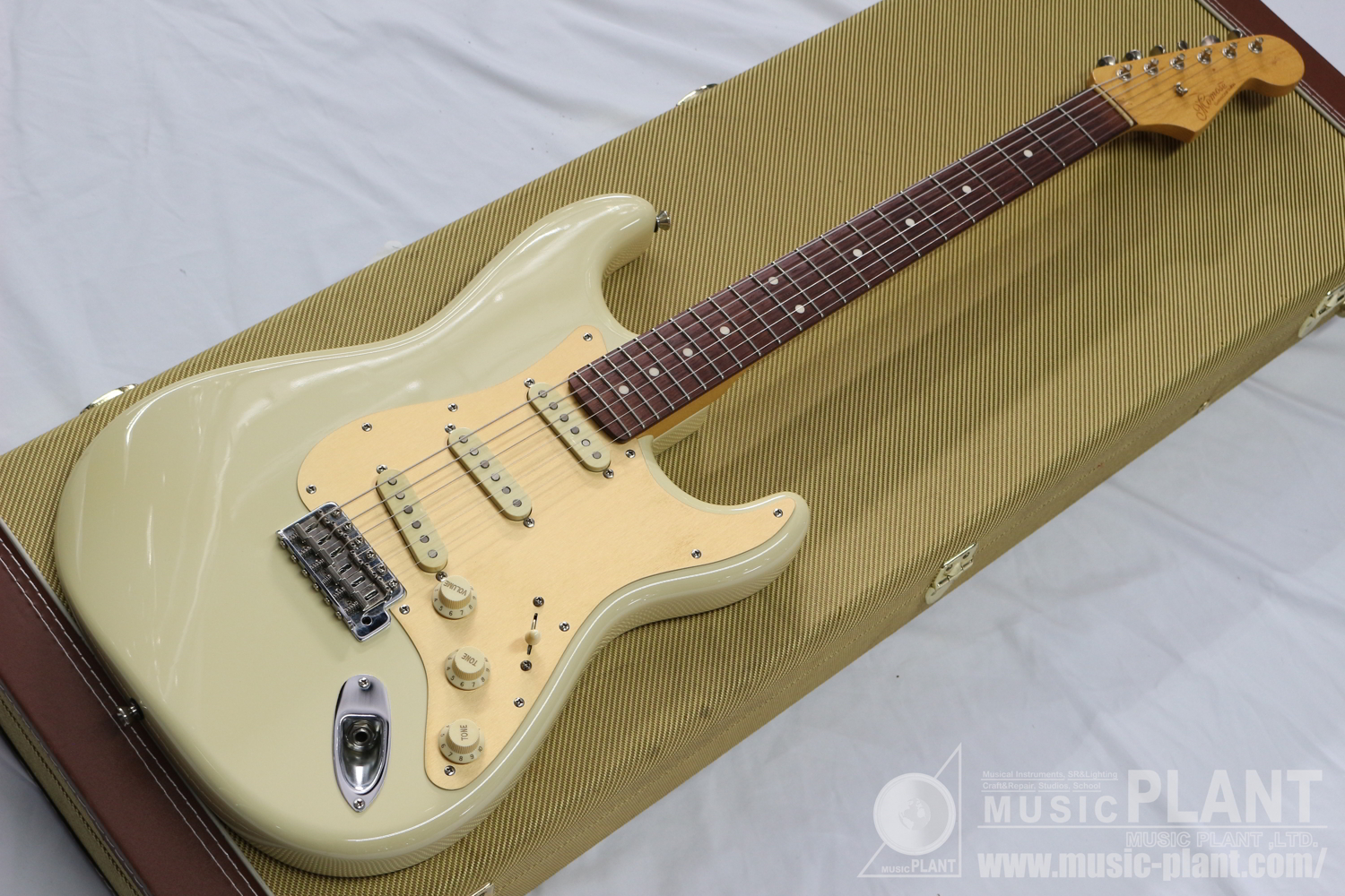 momose エレキギターMST1-STD/NJ中古品()売却済みです。あしからずご