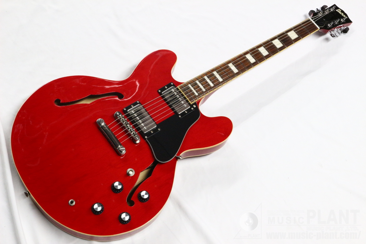 Burny セミアコースティックギターSRSA-65 CR中古()売却済みです