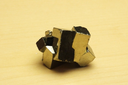 金運＆財運の恵みの石 ゴールデン・パイライト原石25-8/パワーストーン