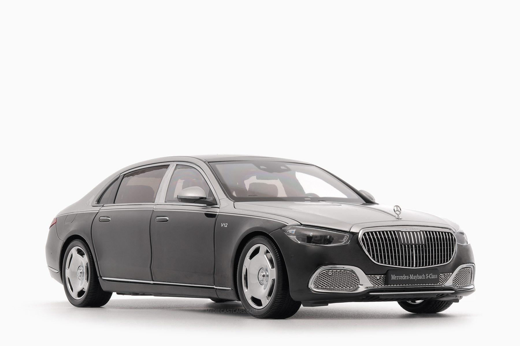 Almost Real Mercedes Maybach S-Class Black Silver 1/18 Diecast