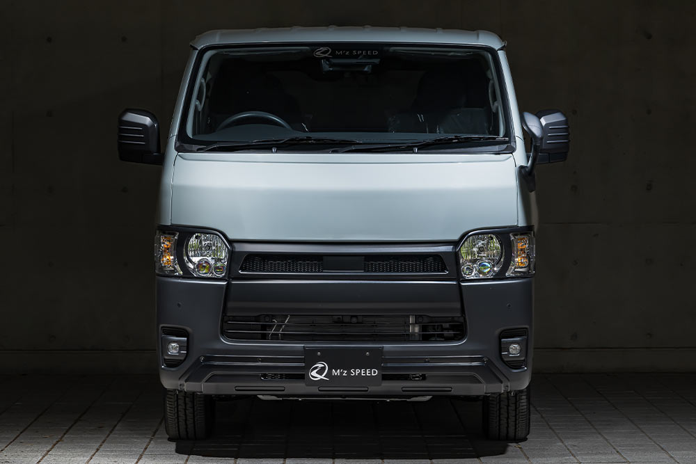 M'z SPEED 新車カスタムコンプリートカー | TOYOTA HIACE CROSS LINE