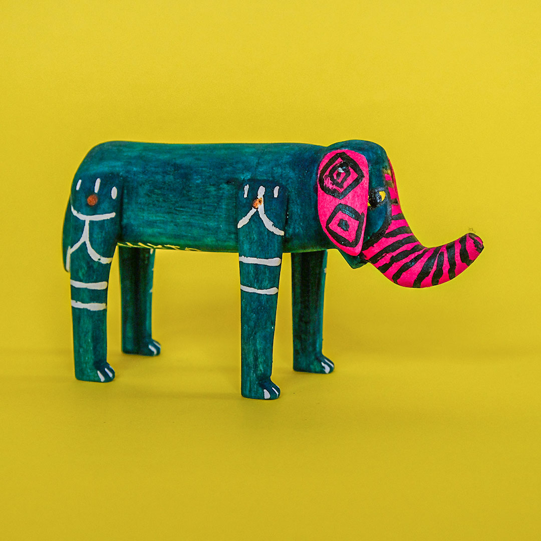 ゾウ（木彫り置物）- LABRAVA [メキシコ 民芸 フォークアート 雑貨]