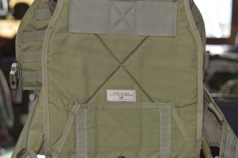米軍実物 EAGLE MBAV プレートキャリア カーキ ボディーアーマー／ベスト