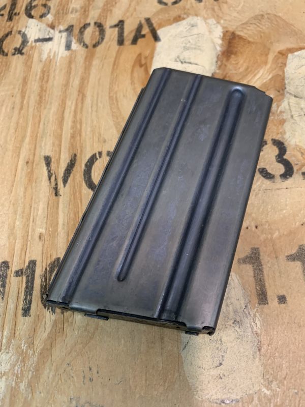 米軍実物 COLT AR-15 M16/5.56mm 20連マガジン ARMS